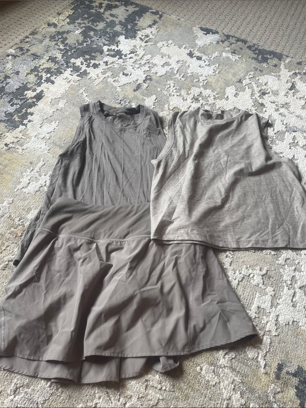 CALIA by Carrie Underwood Light Gray Active Tank and Skort Set